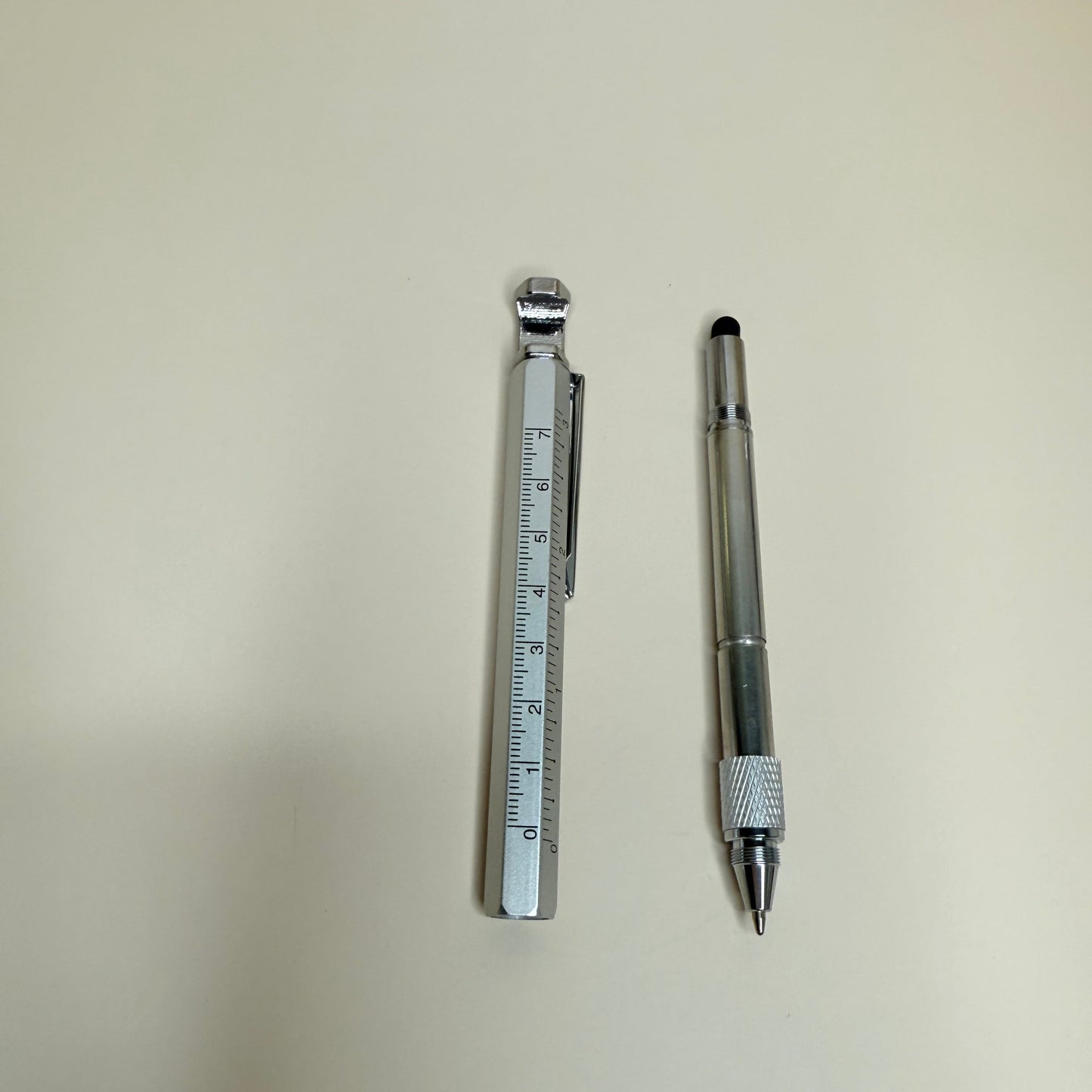 Pen and stylus